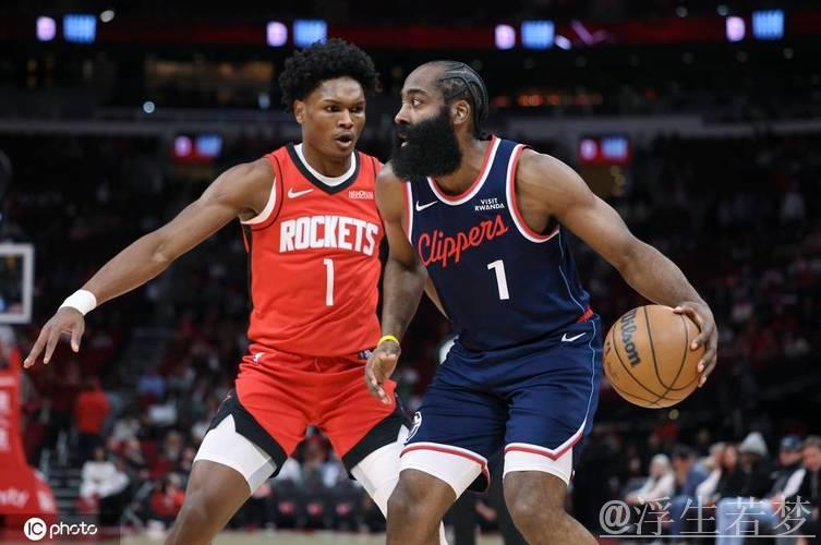火箭险胜快船：申京22+15，哈登22+7，杜兰特贡献16分